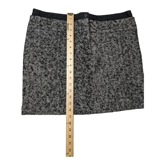 Ann Taylor Loft Tweed Mini Skirt Womens Size 14 Black White Wool Blend Lined - Picture 8 of 9